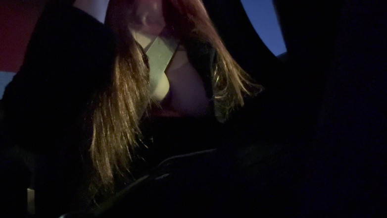 Artemisia Love: Italienische milf Artemisia mit dicken titten lieben sexy autofahrt mit...