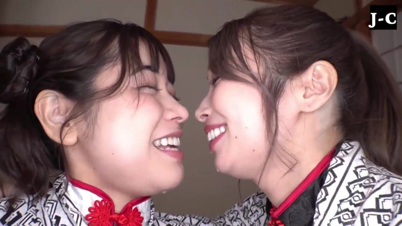 J-Cams: Two Women Share a Daring Date of Wet Kisses and...