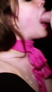 La teen sexy tamara grace parte per la sua prima missione di pecorina