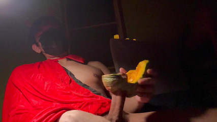 SinglePlayerBKK: 在万圣节操南瓜。