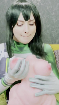 Mha: Froppy Dostał hentai sex doll jako prezent od szalonego fana