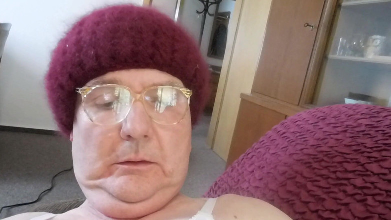 Andi Geil: Andreas Masturbiert Als Crossdresser