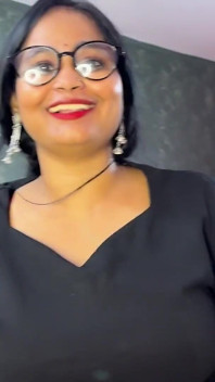 Office Girl Ko Fan Saaf Karne Bulaya, Red Chaddi Dekhkar Boss Ne Hard-core Bedroom Sex Kiya