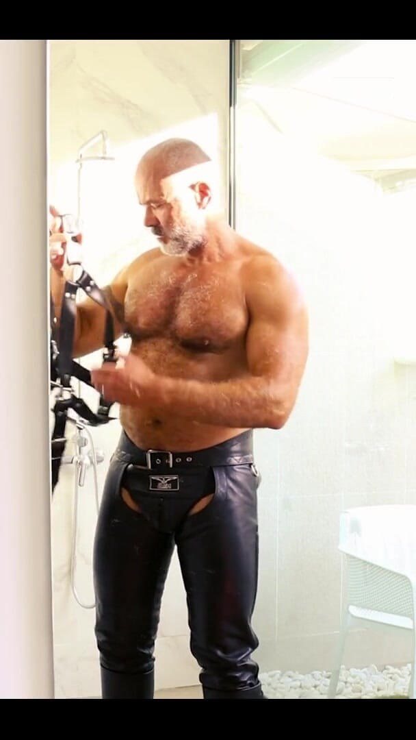 Mike Gross: Trying to Look Good for the Next Scenes