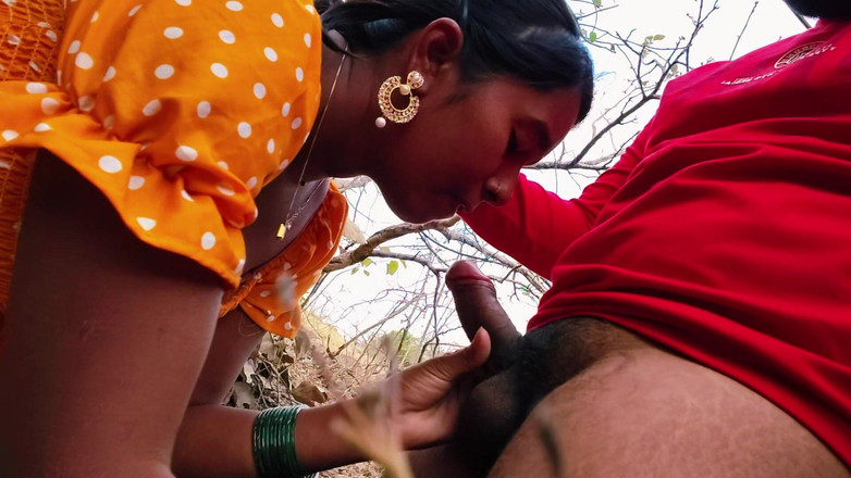 Premi pooja: Красивые сиськи бхабхи дези