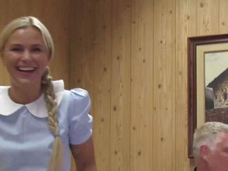 Spanking Server: за кулисами 1602, Lola