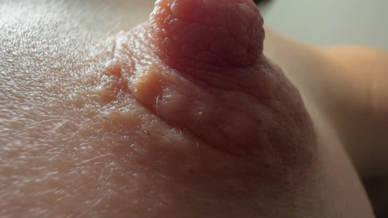 Skinny_lady69: 젖꼭지 숭배