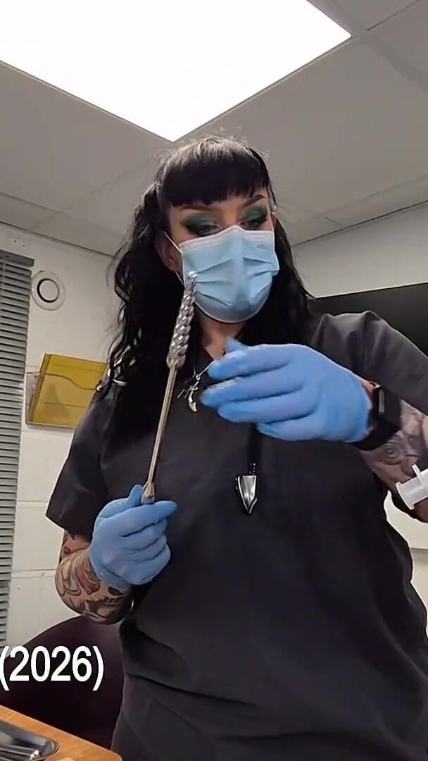 MistressBaton: Phường âm hộ tập 1: kiểm tra âm thanh &amp; âm hộ