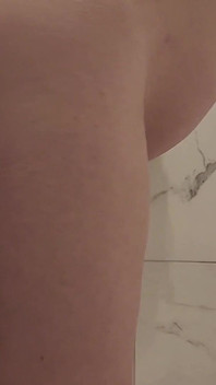 Shower dildo fuck Mama_Foxx94
