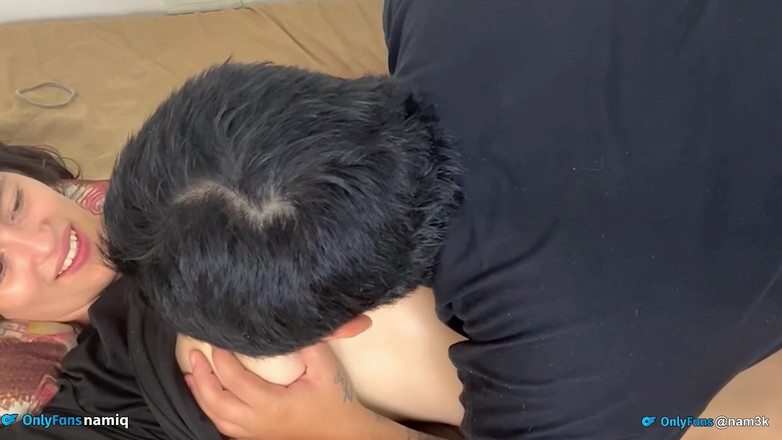 NamiQsein: 浮気者の顔に継母のミルクがついた。