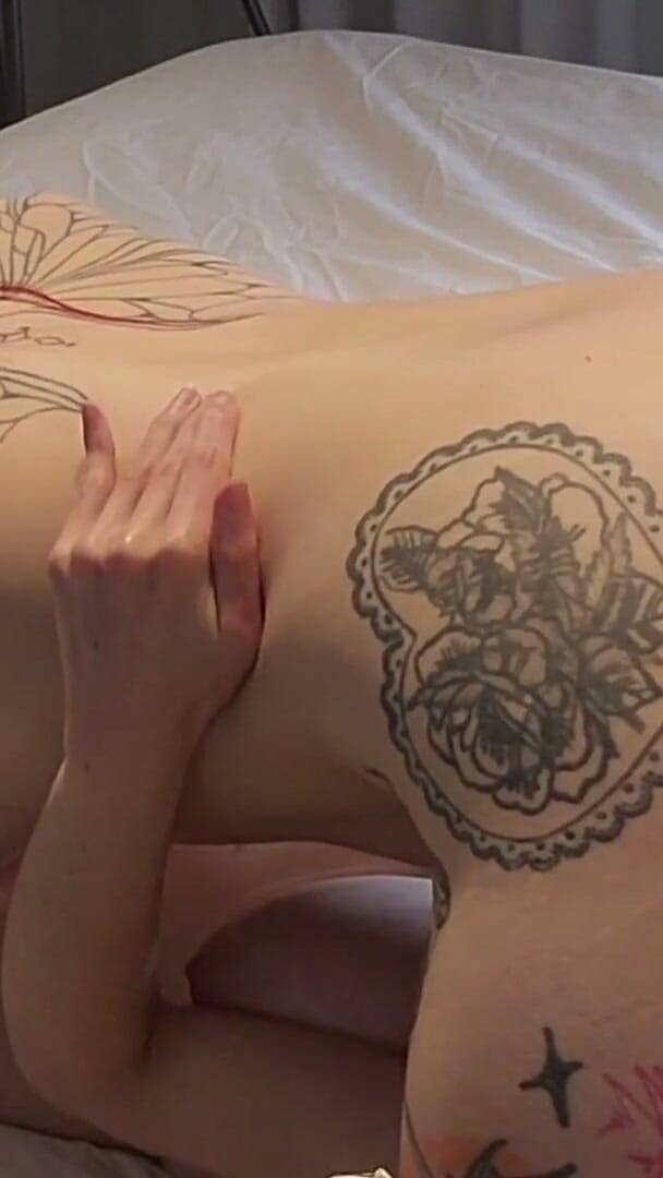 Ivy Rose and Melinah Viking: O melhor lollypop lésbico