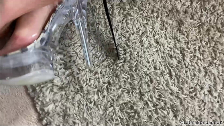 Latina Fetish: スーパーヒロインのパーティーガールたちが縛られ、口を塞がれ、もがいている!(最高品質)(1080p Fhd)