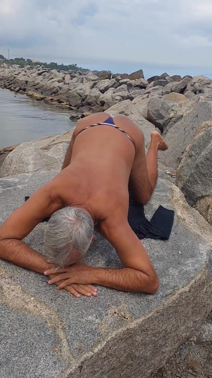 Ladysilvas: Ladysilva di pantai pantat panas