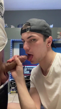 Deepthroat - He Cum on My Face