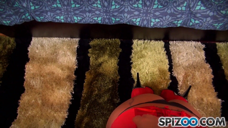 Spizoo: Giselle blows you