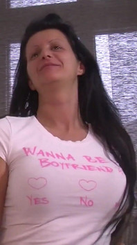 La mora sexy si masturba la figa stretta e desiderosa - 1