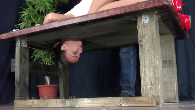 Spanking Server: Cambuk lubang pantat tyron