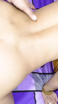 Zoufalý první sex před svatbou. indické sex video s tvou Priyou