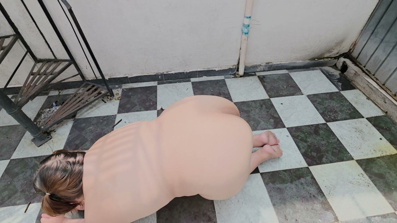 Sado Hentai: 屈辱を感じ、尿でいっぱいになり、熱い精液を飲み込み、永遠に壊れた