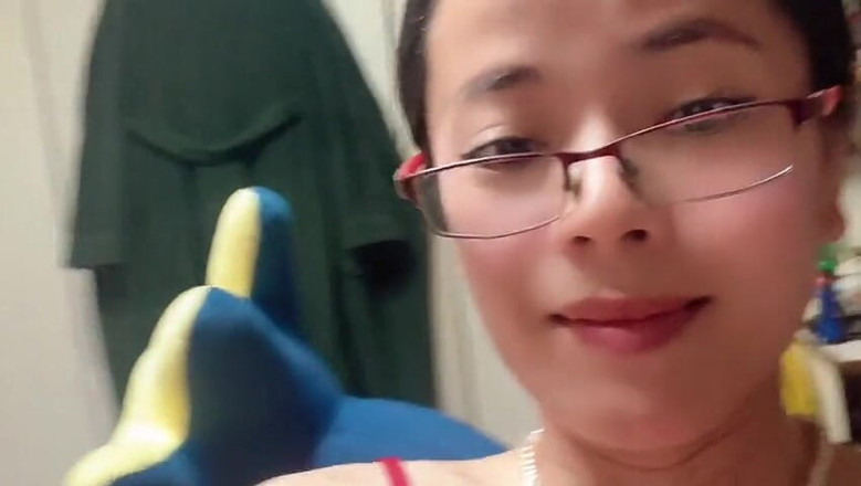 sweethanajapanese: Hana Lagi Asik Potong Memek Berbulu Gadis Remaja Jepang Dengan...