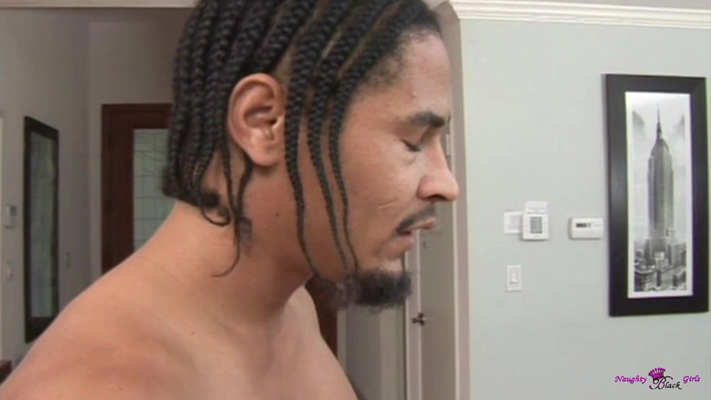 Naughty Black Girls: A questa cagna bianca piaceva avere un cazzo nero dentro...