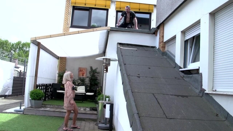Deutschland porn: My wife loves to fuck outdoor!