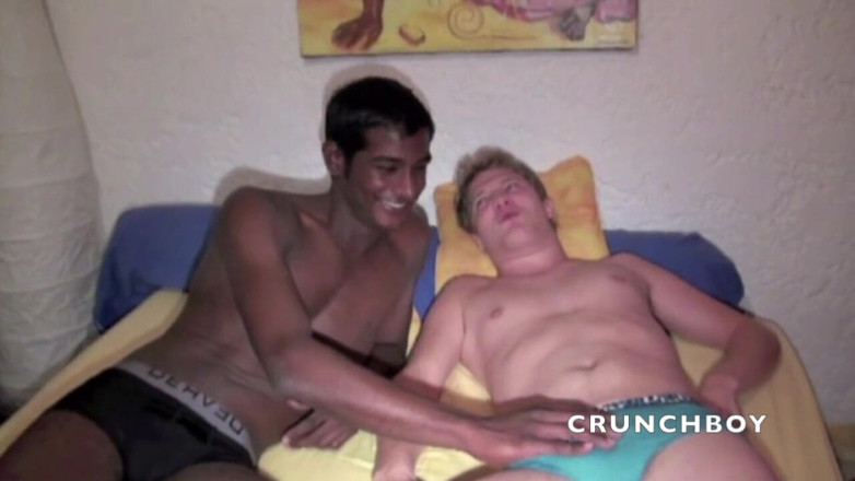 Crunch Boy: สาวอินเดียหนุ่มน้อยโดนควยท็อปสุดหล่อ คาเมรอน ฟรอสต์ เย็ด