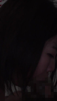 J’ai mis Aoi-chan sur Spokos et lui ai donné une déglutition de sperme avec un fétiche des fesses recouvert de ses fesses