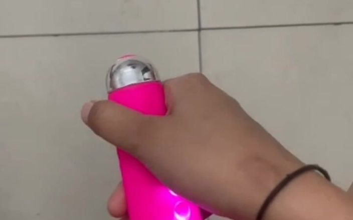 Tumheri Iska: Indisches desi-mädchen spielt hart mit spielzeug, hartes vibratorspiel, muschi kommen