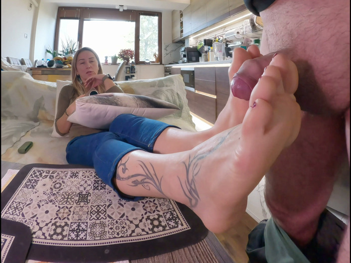 Mistressyammyboots: Barefoot Control the Ultimate Tease and Forced Release