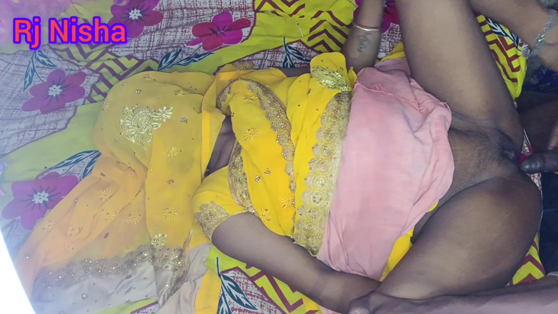 RJ NISHA: Indická Bhabhi Velká kundička sexy od Hasband Rj Nisha