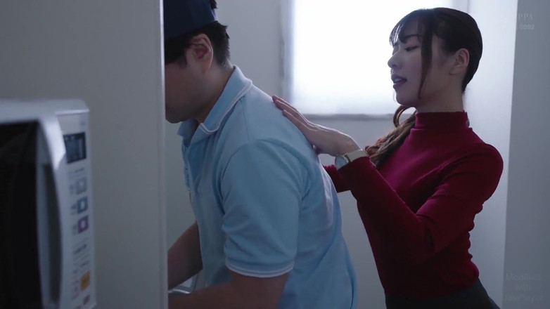 Hottie Paradise: A Beautiful Office Lady Wearing a Split-crotch Thong During Her...