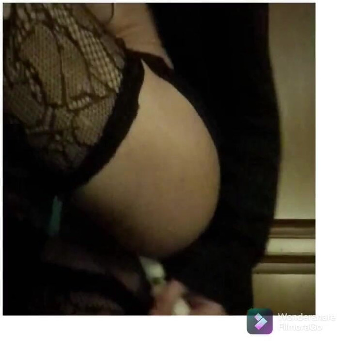Laratransexualbarcel: Trans analna masturbacja