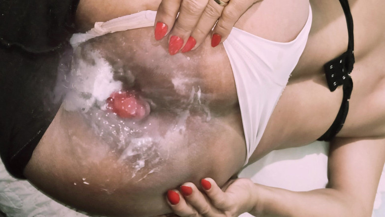 anal_queen_amateur: The Horny MILF Had Her Ass Sodomized and Ripped Open,...