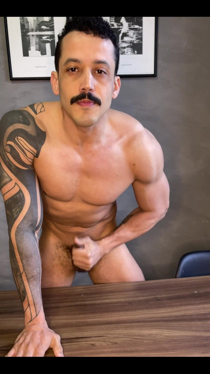 Pedro Surf: Exkluzivní video pro sledující