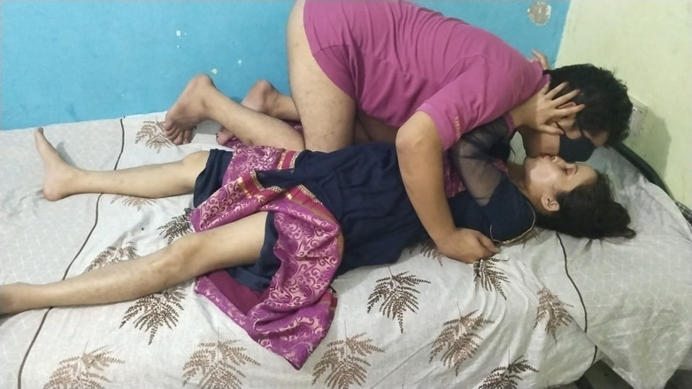 Indian Muslim Couple: Real Indian Husband &amp; Wife Their Secret Night Together