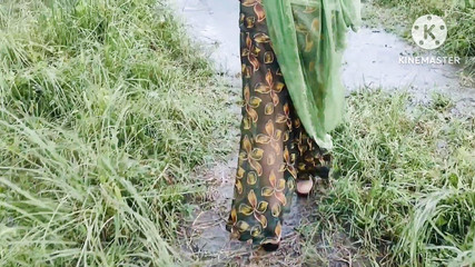 Fuckkkker: Desi bhabhi nahm ihren schwager mit in den Dschungel und...