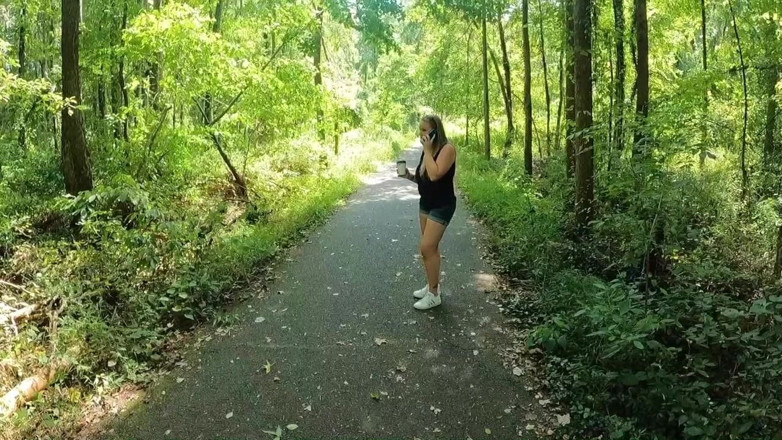 Victoria Peaks: Karen