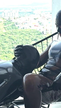 Sessione calda sulla sedia a poi, Parte 1 - alex latex