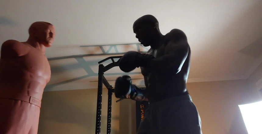 Hallelujah Johnson: Latihan tinju dari hari sebelumnya kemarin