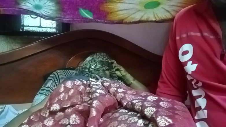 Tamil Anti Uma: Lieferjunge verführt und wird aufgeregt als video