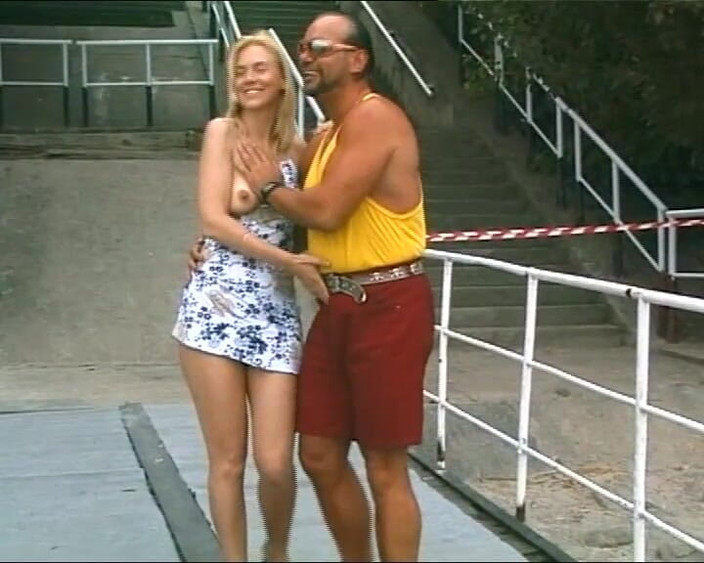 BB Video - Vintage Story: Německá amatérská teen venkovní kotě Blonde