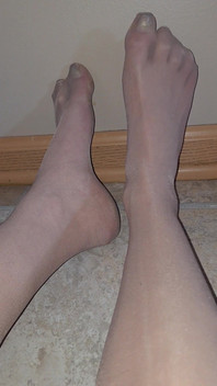 Sheer Nude Nylon Feet to Leak Over