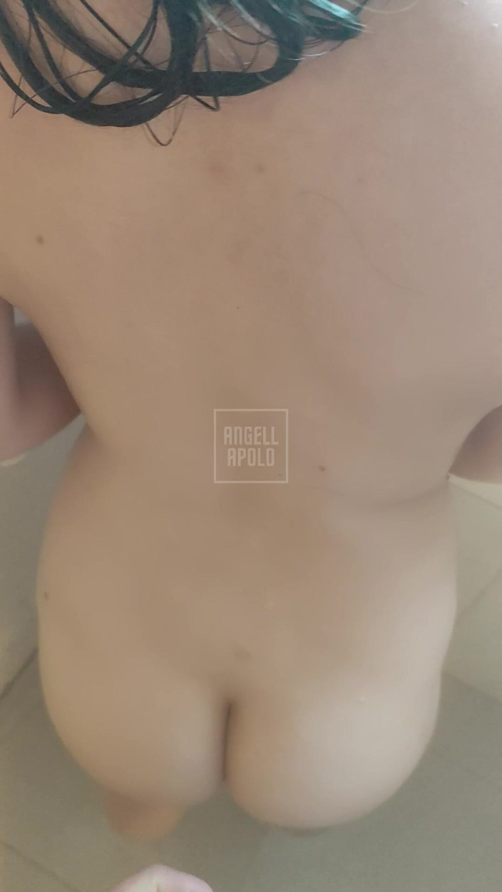Angell Apolo: Sextape Nella Vasca Da Bagno