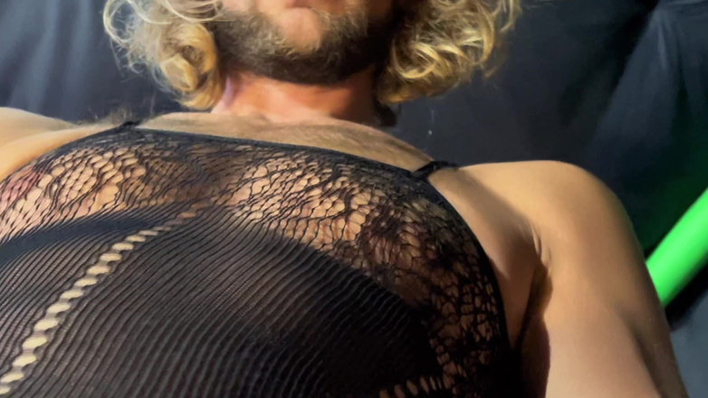 FemboyLoveU: Лола любить сквіртувати на підлозі