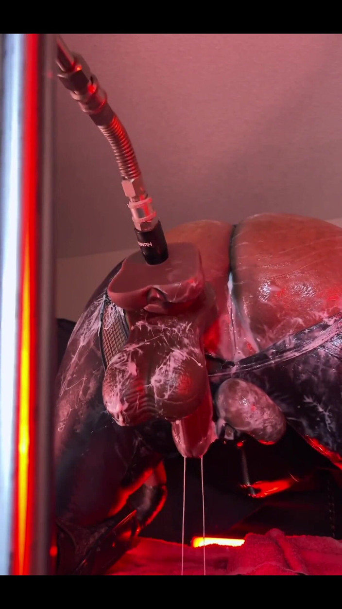 DipsoDeep: Intenzivní krémové šukání na zadku - roztahování a prdění bublin