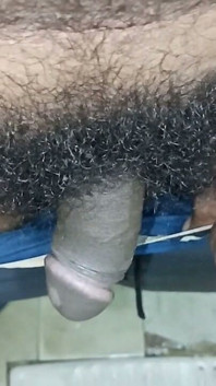 La mia ragazza indiana lecca la figa con baci