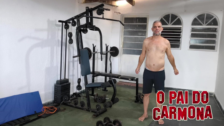 Carmona's father: Training Naked and Carmona Saw