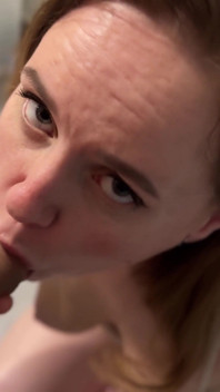 Stepmom Squeezes Cum Out of My Cock While Stepdad Is at Work