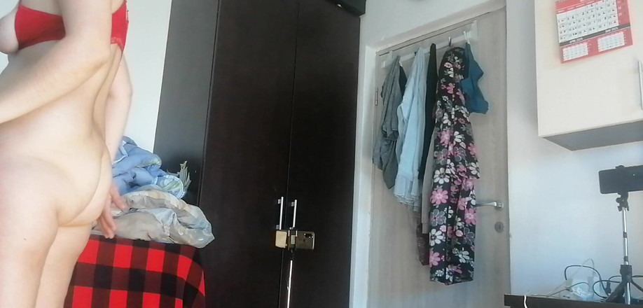 Amateur_MS: Sexy latina Baví se zkoušením oblečení a řezáním